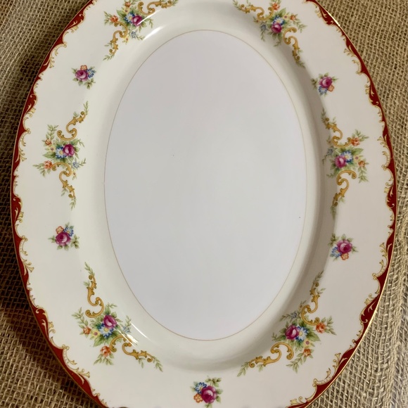 Wembley by Harmony House 14" Oval Serving Platter - Picture 1 of 10